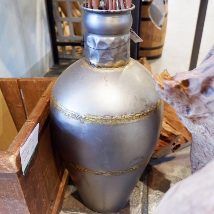 IRON VASE アイアンベース 花瓶｜横浜ディスプレイミュージアム PED-0033 インテリア雑貨