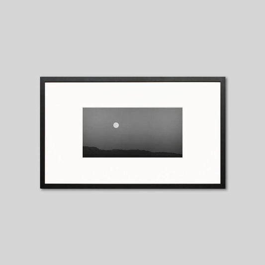 IGREBOW モンゴル ゴビ 草原に昇る月｜[ウッド 1×2] アイグレボウ インテリアフォト ピクチャーアート 写真