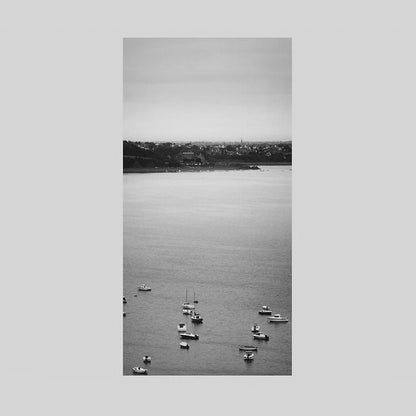 IGREBOW フランス ブルターニュ 海 ポート・ラゾに停泊するヨット ビッグサイズ｜[アルミ 1×2] アイグレボウ インテリアフォト ピクチャーアート 写真