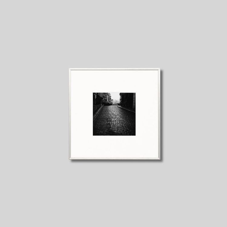 IGREBOW フランス パリ 石畳の道 ビッグサイズ｜[アルミ 1×1] アイグレボウ インテリアフォト ピクチャーアート 写真