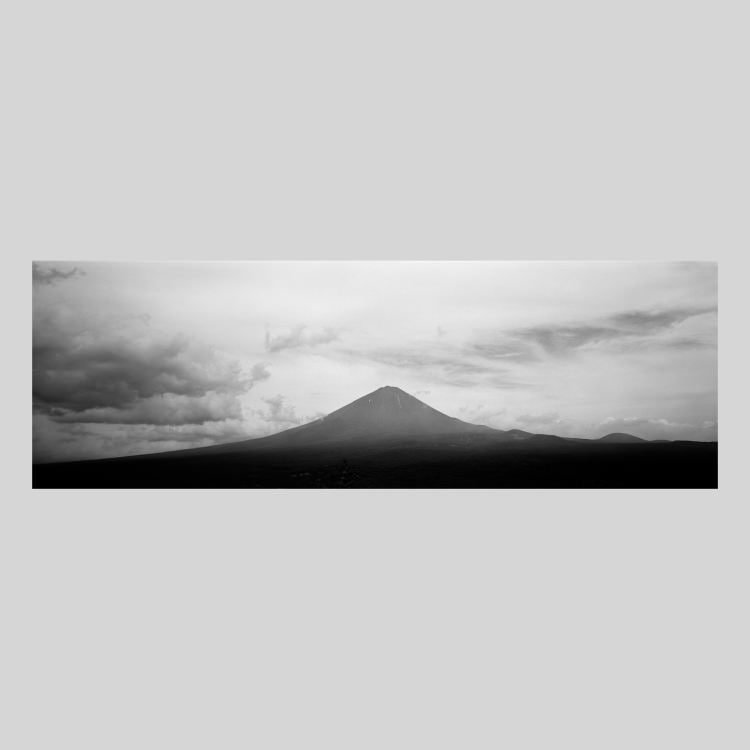 IGREBOW 山梨県 雄大な富士山｜[和紙 1×3] アイグレボウ インテリアフォト ピクチャーアート 写真