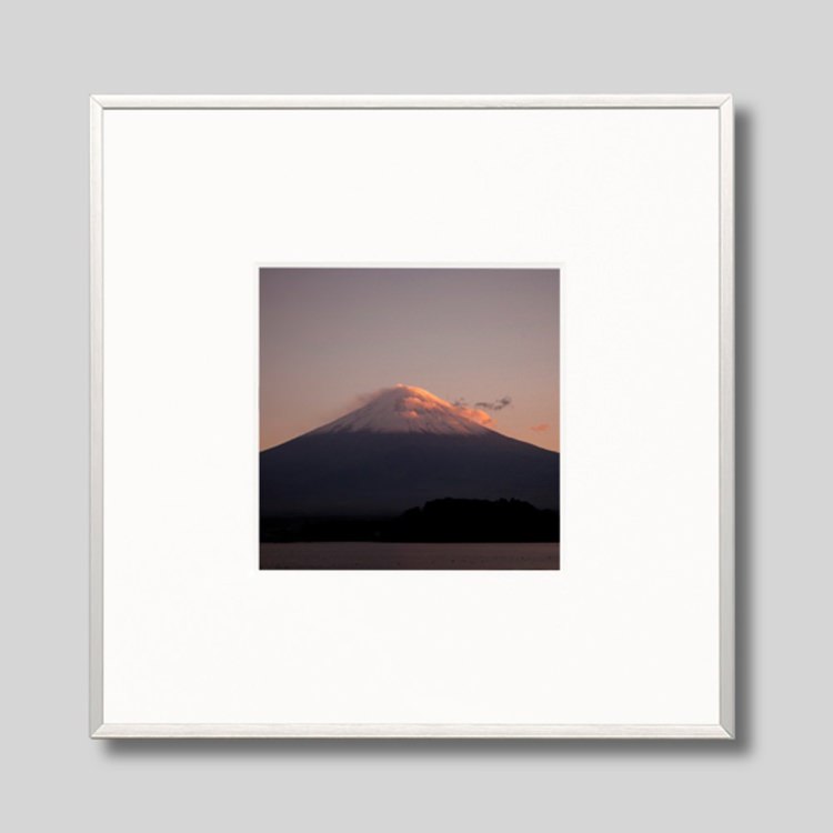 IGREBOW 夕日に赤く染まる富士山｜[アルミ 1×1] アイグレボウ インテリアフォト ピクチャーアート 写真