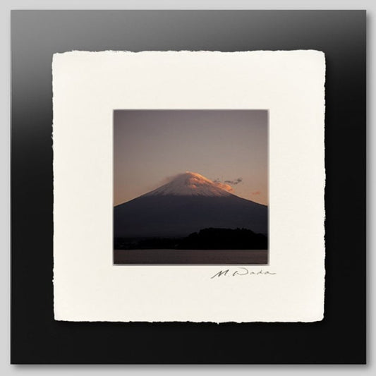 IGREBOW 夕日に赤く染まる富士山｜[和紙 1×1] アイグレボウ インテリアフォト ピクチャーアート 写真