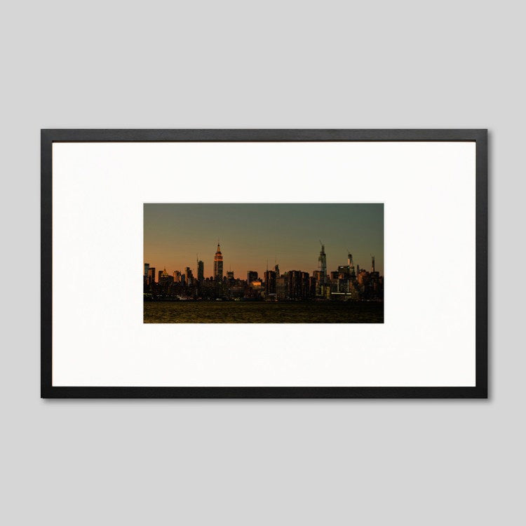 IGREBOW ニューヨーク マンハッタンの夕景｜[ウッド 1×2] アイグレボウ インテリアフォト ピクチャーアート 写真