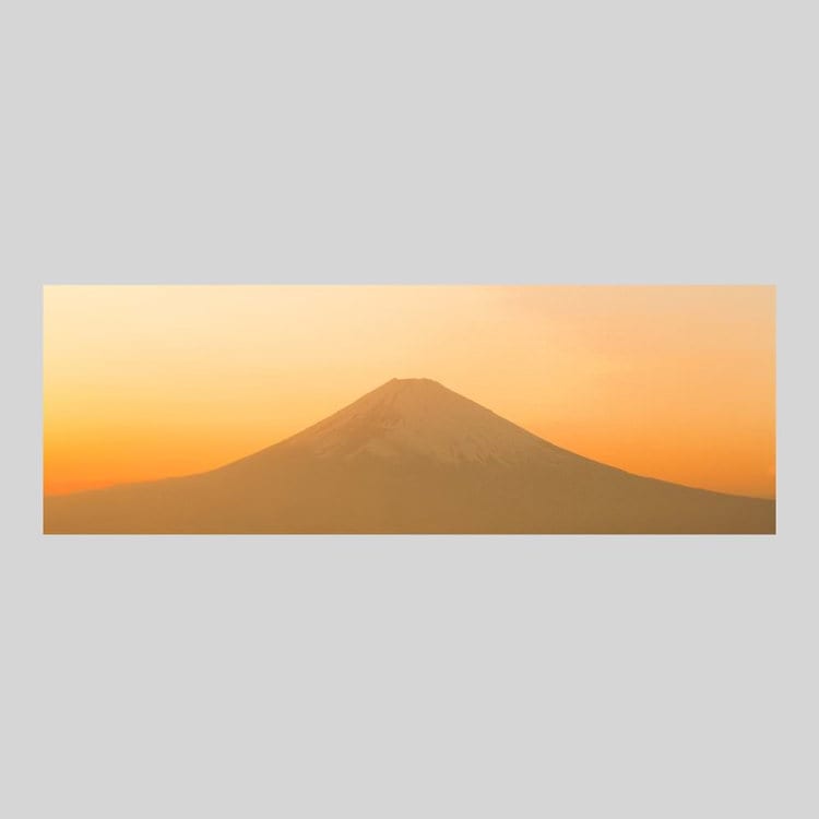 IGREBOW 朝日に染まる富士山｜[ウッド 1×3] アイグレボウ インテリアフォト ピクチャーアート 写真