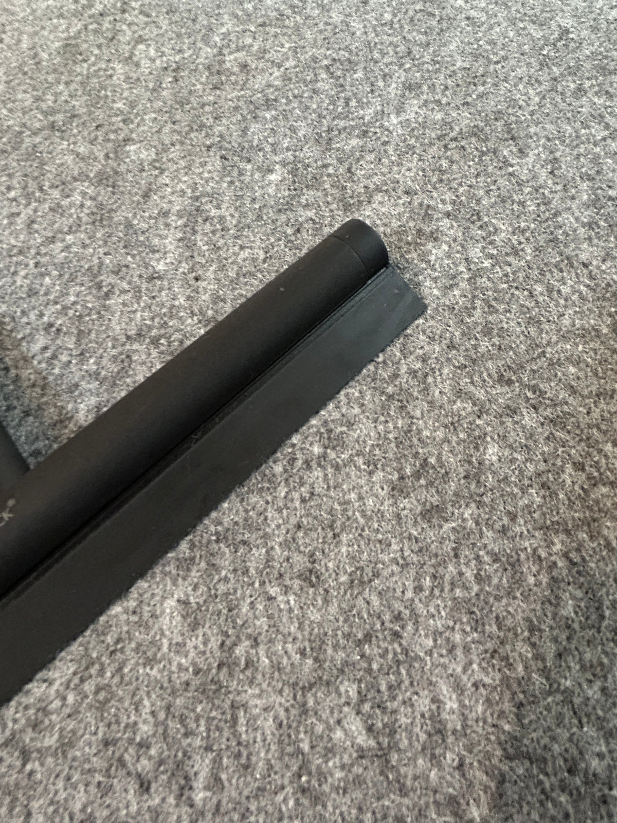 [SAMPLE] バスルームスクイージーL｜ZACK 40547 JAZ MB 水切りワイパー 浴室スクイージー 長さ43.5cm 幅24cm 18/10ステンレス製 マットブラック H1 [在庫有り]