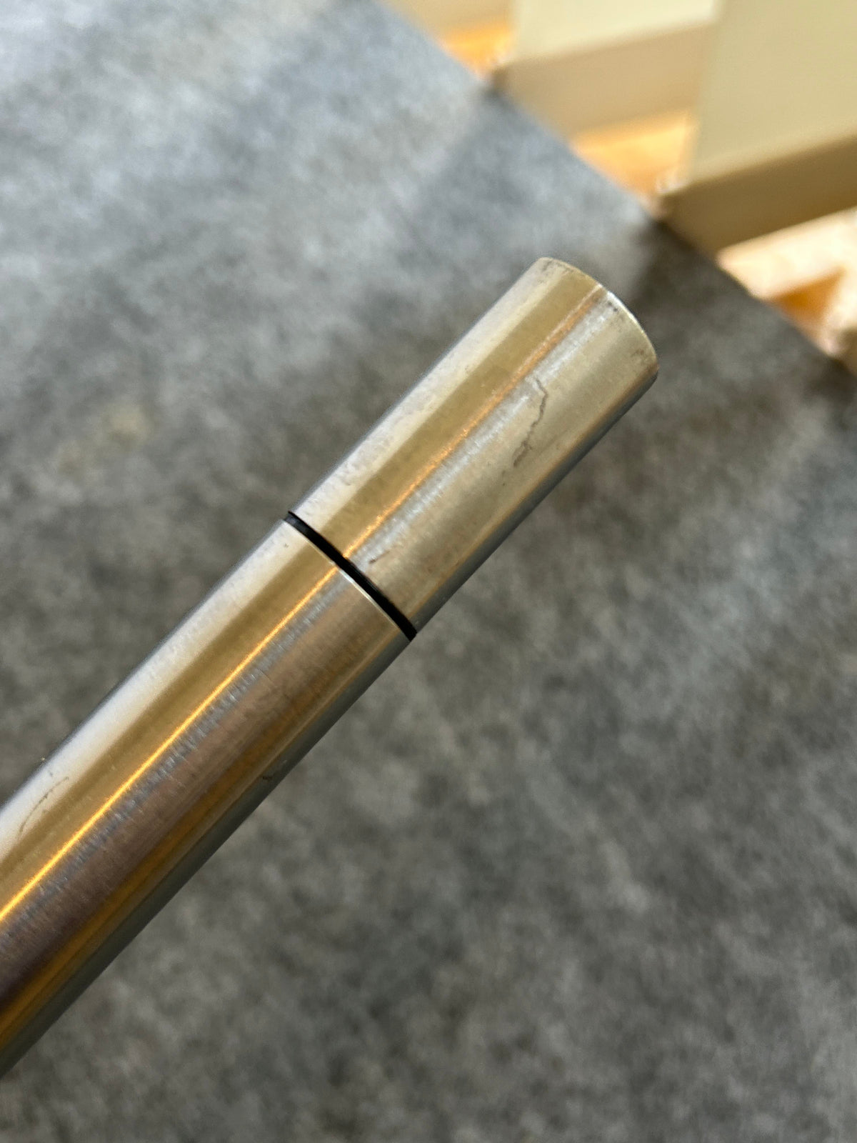 [SAMPLE] フロアスクイージー｜ZACK 40150 YEMO HL フロア用水取りワイパー 水切りワイパー 玄関用スクージー 長さ125cm 幅35cm 18/10ステンレス製 ヘアライン仕上げ H1 [在庫有り]
