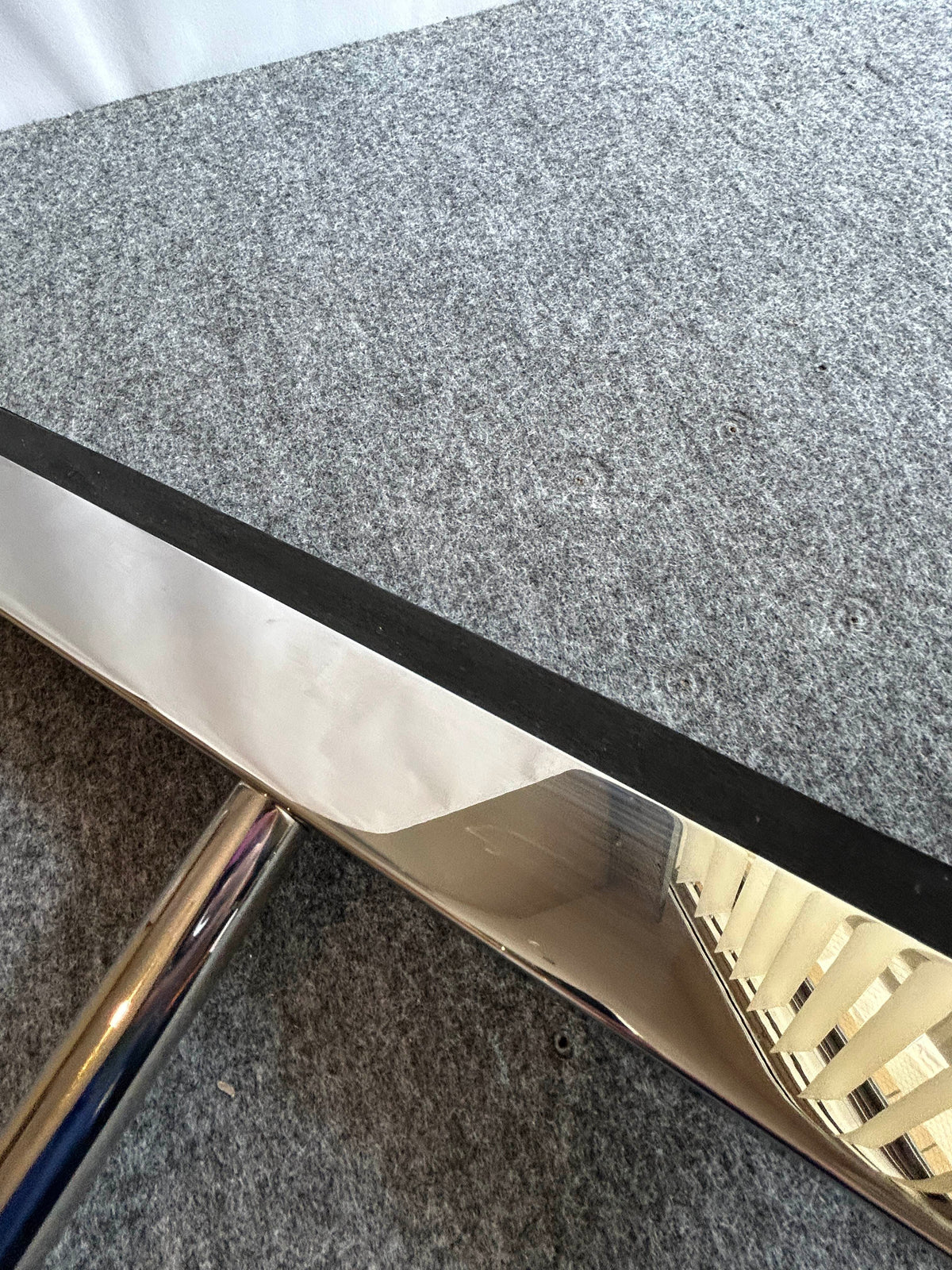 [SAMPLE] フロアスクイージー｜ZACK 40151 YEMO MP フロア用水取りワイパー 水切りワイパー 玄関用スクージー 長さ125cm 幅35cm 18/10ステンレス製 ミラーポリッシュ仕上げ
