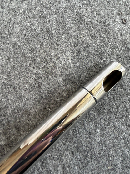 [SAMPLE] フロアスクイージー｜ZACK 40151 YEMO MP フロア用水取りワイパー 水切りワイパー 玄関用スクージー 長さ125cm 幅35cm 18/10ステンレス製 ミラーポリッシュ仕上げ