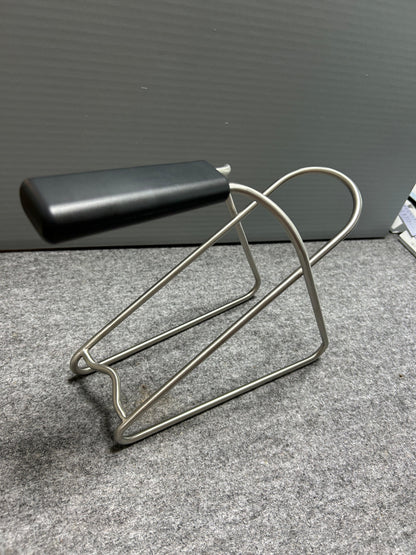 [SAMPLE] ワインボトルホルダー｜ZACK 20576 ARLO HL ワインボトルキャリー 持ち運び 高さ19cm 幅9.7cm 奥行き23.5cm 18/10ステンレス製 ヘアライン仕上げ H2-408