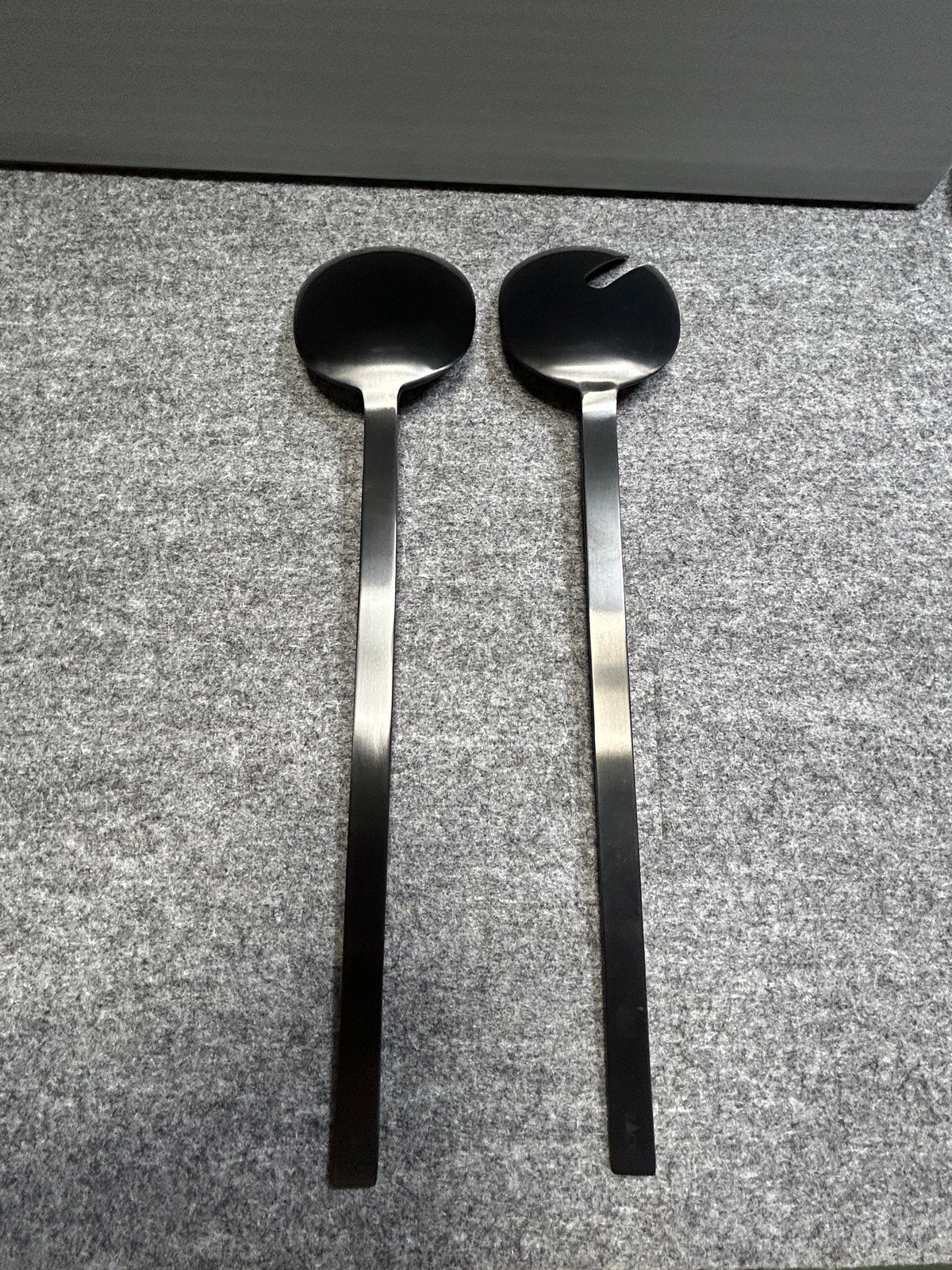 [SAMPLE] サラダサーバー｜ZACK 20854 MENOA MB サービングスプーン 長さ30.6cm 18/10ステンレス製 マットブラック H1