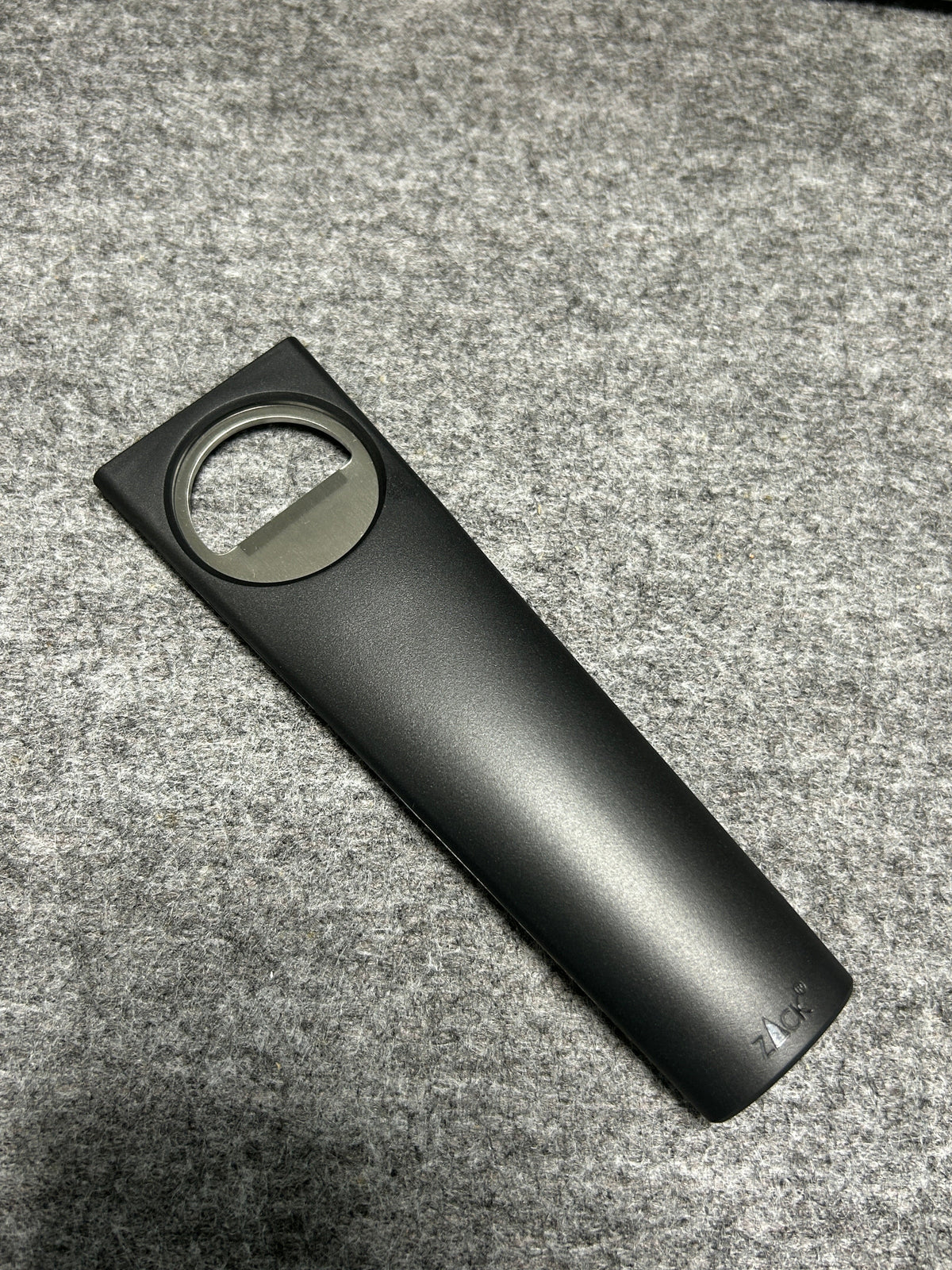 [SAMPLE] ボトルオープナー｜ZACK 20573 ETELLI HL 栓抜き 超軽量 高さ14.3cm 幅4.5cm 18/10ステンレス製 ヘアライン仕上げ [在庫有り]