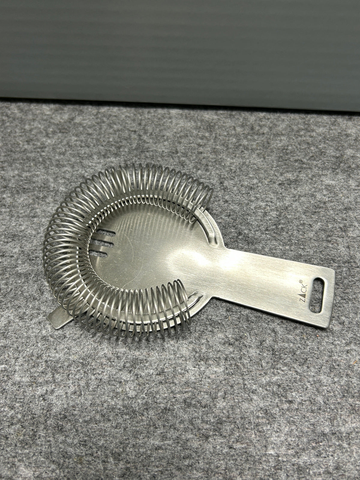 [SAMPLE] バーストレーナー｜ZACK 20314 DONARE HL 濾し器 幅8.5cm 長さ13.5cm 高さ2.2cm 18/10ステンレス製 ヘアライン仕上げ