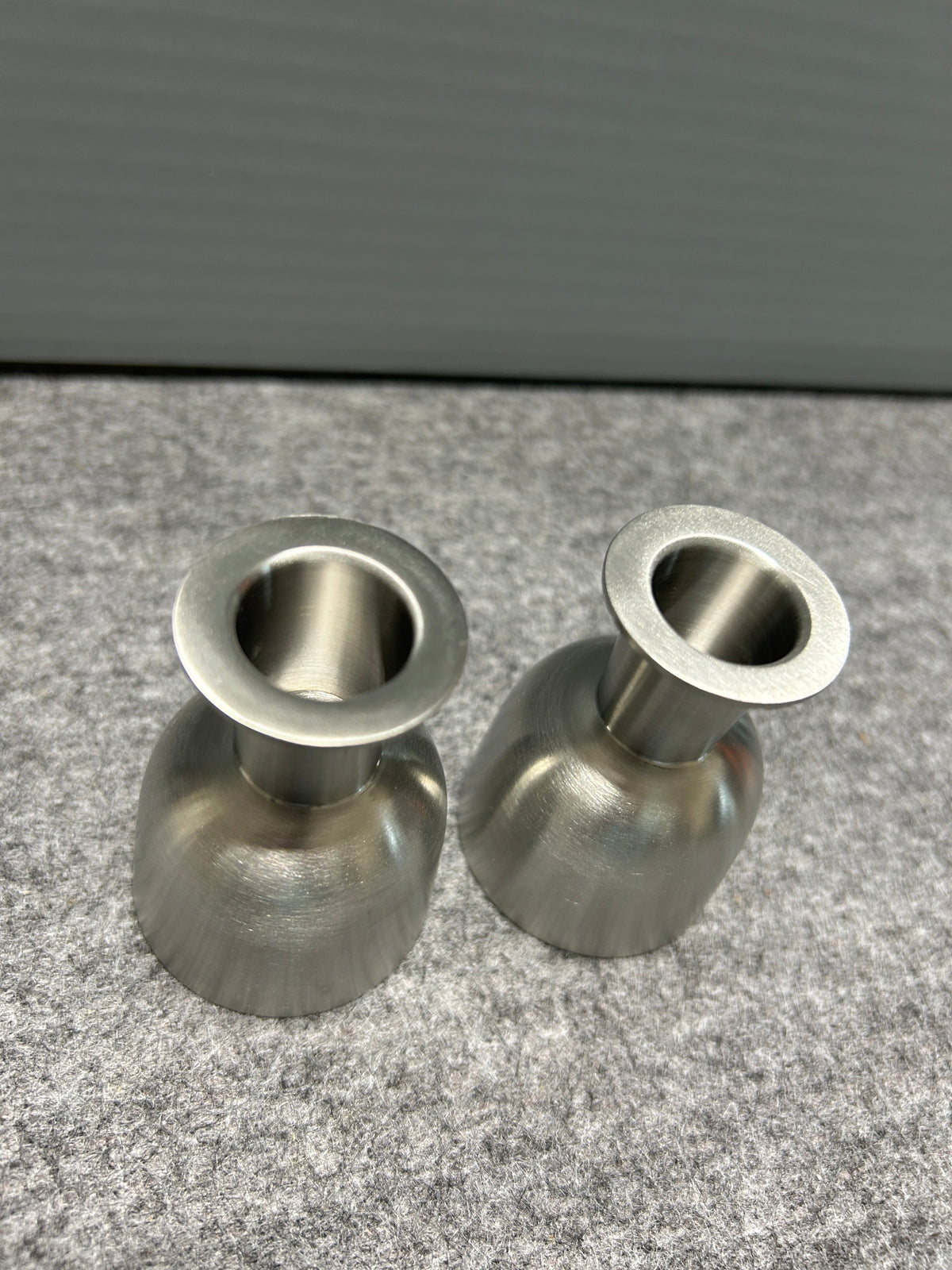 [SAMPLE] エッグカップ 2個セット｜ZACK 20886 BEVO HL 卵入れ 卵立て 上部直径4.5cm 高さ6.3cm 18/10ステンレス製 ヘアライン仕上げ