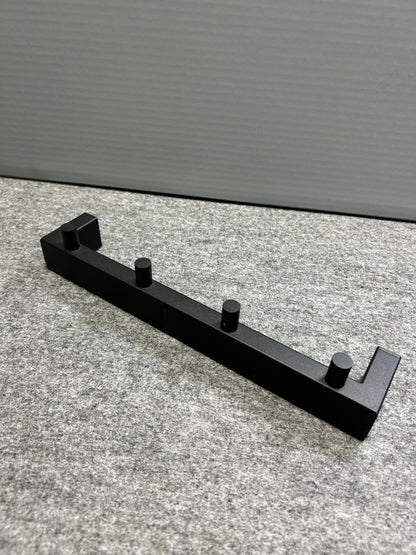[SAMPLE] タオル掛け｜ZACK 40579 LINEA MB タオルフックレール タオルホルダー ループタオル タオルハンガー 壁設置 幅26.5cm 高さ4.8cm 奥行き4.7cm 18/10ステンレス製 マットブラック H1