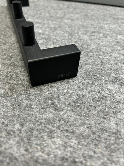 [SAMPLE] タオル掛け｜ZACK 40579 LINEA MB タオルフックレール タオルホルダー ループタオル タオルハンガー 壁設置 幅26.5cm 高さ4.8cm 奥行き4.7cm 18/10ステンレス製 マットブラック H1