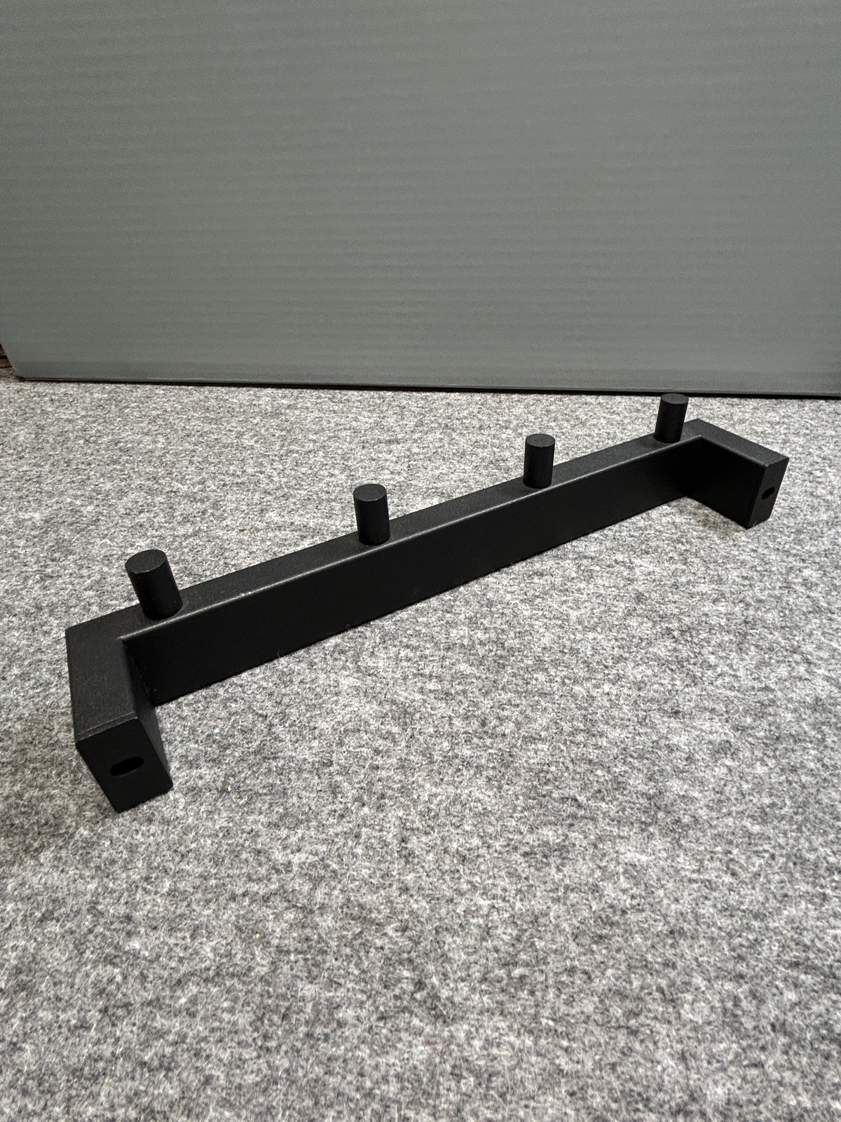 [SAMPLE] タオル掛け｜ZACK 40579 LINEA MB タオルフックレール タオルホルダー ループタオル タオルハンガー 壁設置 幅26.5cm 高さ4.8cm 奥行き4.7cm 18/10ステンレス製 マットブラック H1