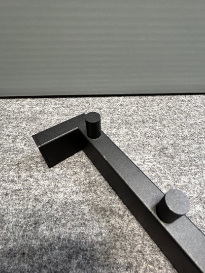 [SAMPLE] タオル掛け｜ZACK 40579 LINEA MB タオルフックレール タオルホルダー ループタオル タオルハンガー 壁設置 幅26.5cm 高さ4.8cm 奥行き4.7cm 18/10ステンレス製 マットブラック H1