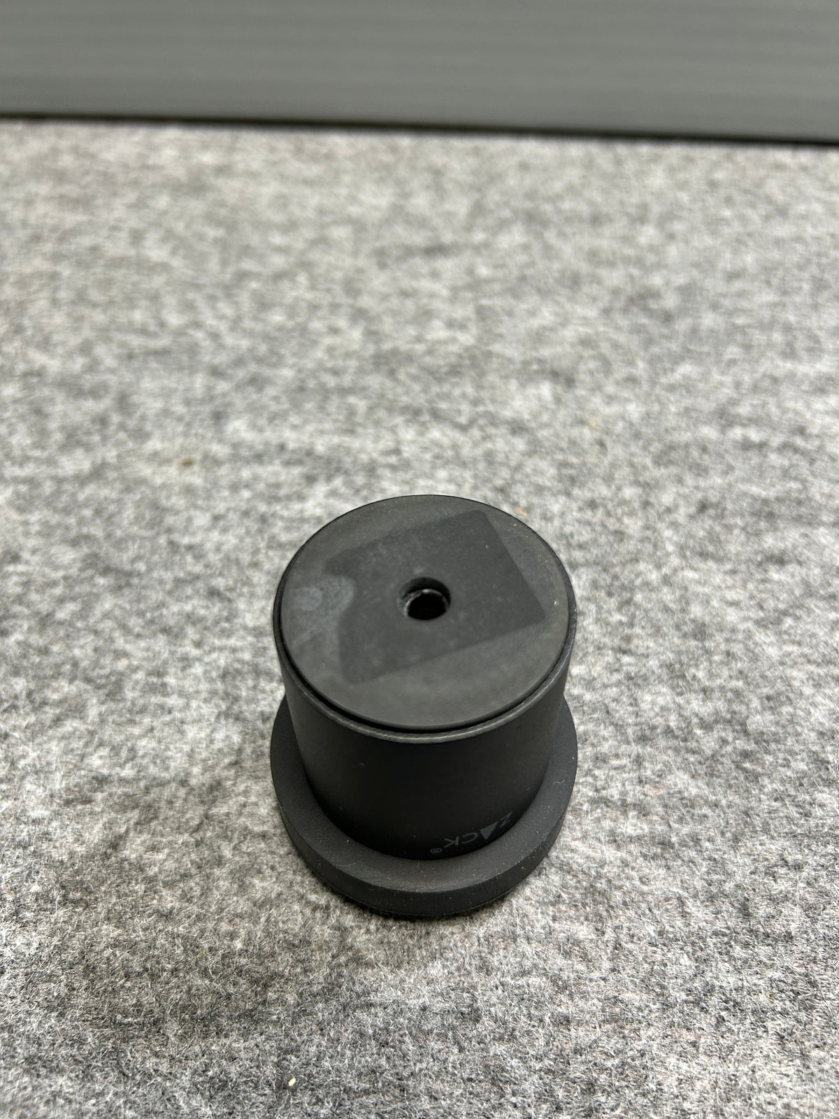 [SAMPLE] [廃番] ドアストッパー（戸当たり）｜ZACK 50633 ARGOS MB 玄関ストッパー 扉ストッパー 固定タイプ 戸当り 床付 直径5cm 高さ5cm 18/10ステンレス製 マットブラック