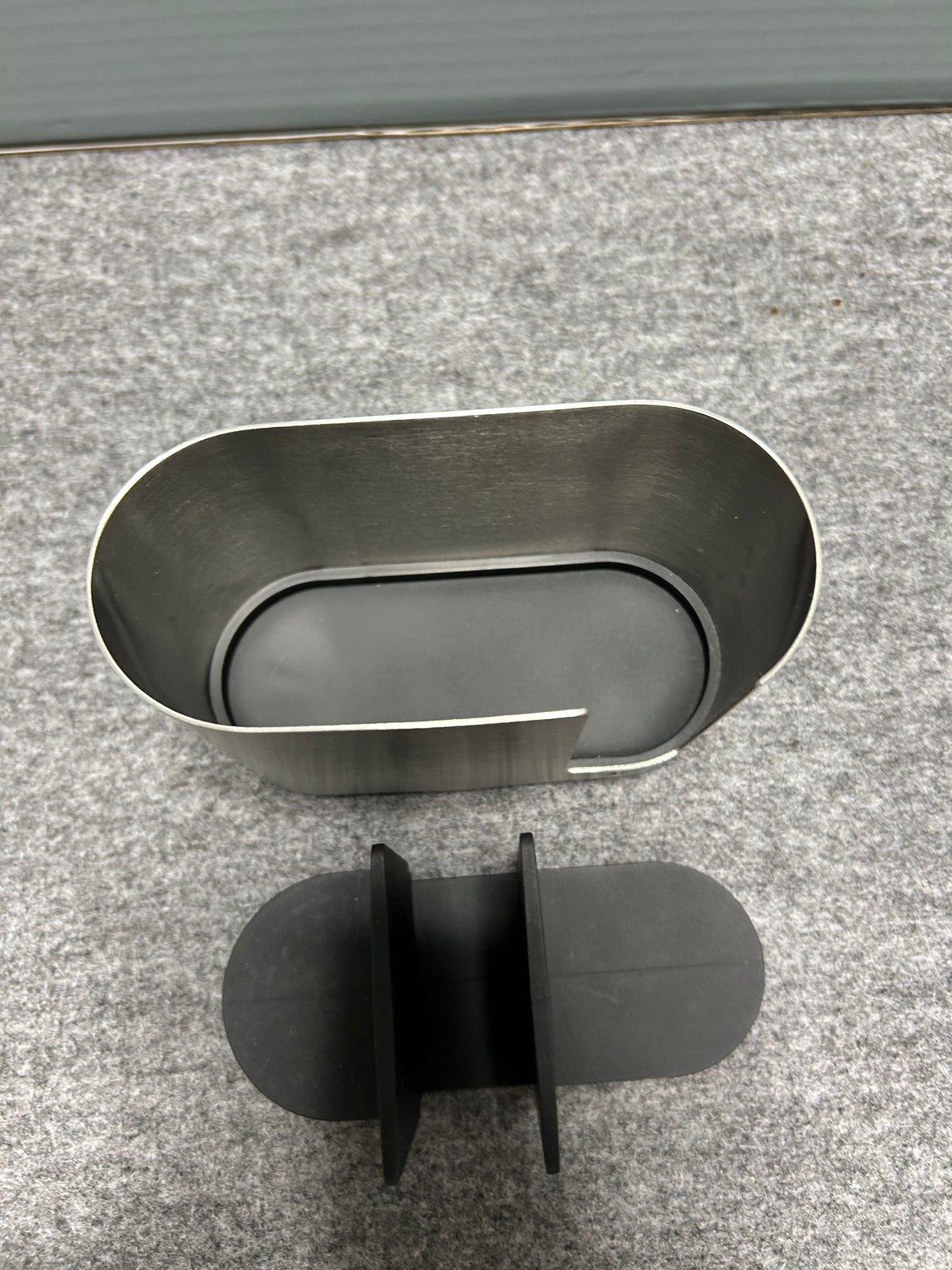 [SAMPLE] コスメティクスオーガナイザー｜ZACK 40566 OLOMO HL コットンパッドスタンド コスメケース メイク小物 洗面収納 幅14cm 高さ9.4cm 奥行き6.3cm 18/10ステンレス製 ヘアライン仕上げ