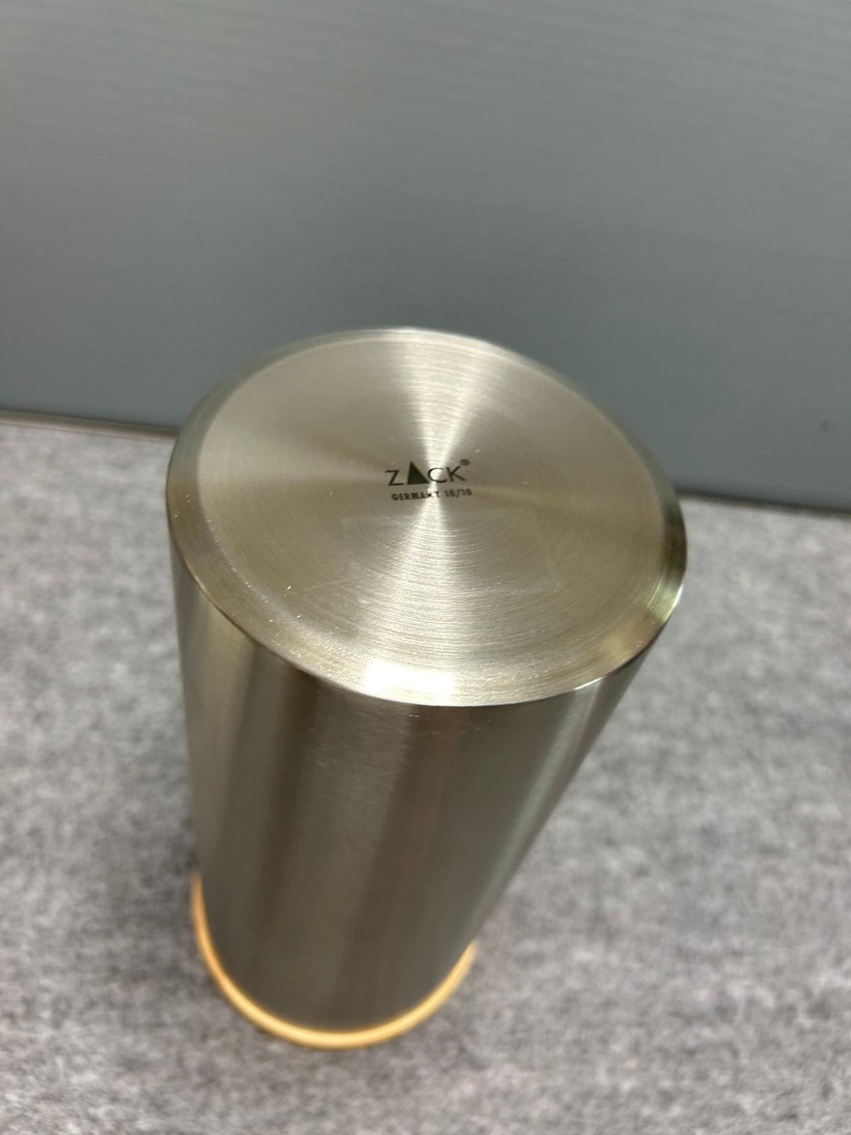 [SAMPLE] キャニスターL｜ZACK 24005 CERA HL 紅茶 茶葉 ティーバッグ 珈琲 保存容器 高さ22.2cm 直径10.2cm 18/10ステンレス製 ヘアライン仕上げ H2-405