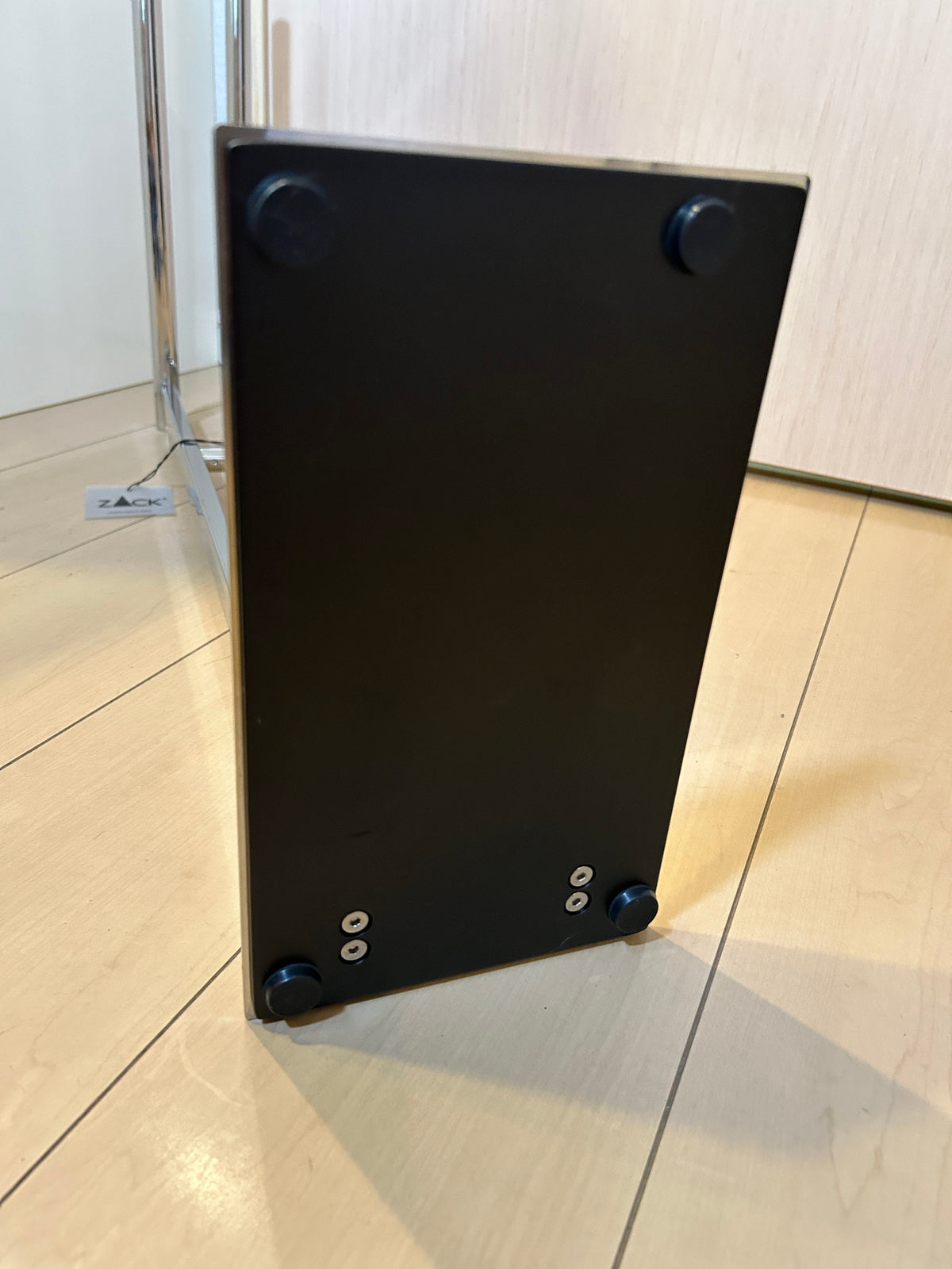 [SAMPLE] タオル掛け｜ZACK 40100 SCALA MP タオルスタンド タオルラック ダブルタオルスタンド 高さ79.7(69)cm バー長さ39cm 奥行き15cm 18/10ステンレス製 ミラーポリッシュ仕上げ [在庫有り]