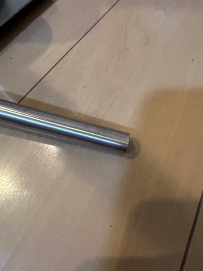 [SAMPLE] トイレットペーパースタンド｜ZACK 40488 CARVO HL トイレットバトラー  トイレブラシスタンド トイレブラシ 高さ71.8cm ベース幅15cm 奥行き18cm 18/10ステンレス製 ヘアライン仕上げ