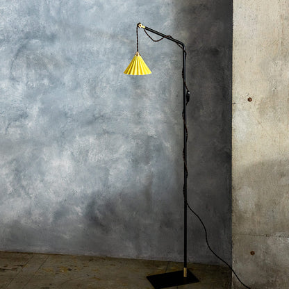 ORIGAMI LAMP PENDANT（オリガミランプ ペンダント） コンセントタイプ用フロア スタンド ブラック｜gram eight（グラムエイト）のスタンド [お取り寄せ]