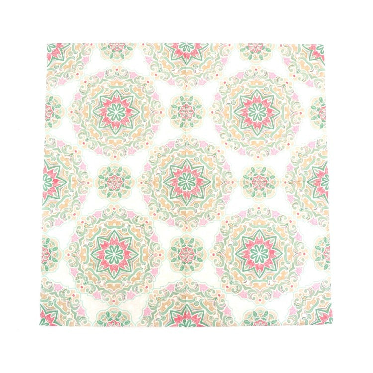 ランチナプキン(16枚入)33×33cm PAPER+DESIGN エンボス グリーン×ピンク アラベスク 万華鏡 模様 PD24059 [在庫有り]