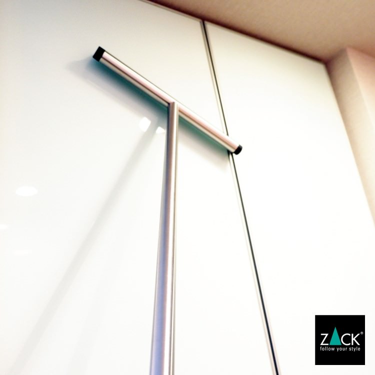 ZACK 40328 JAZ ドイツZACK社製モダンデザインのフロアスクイージーL HL [お取寄せ]