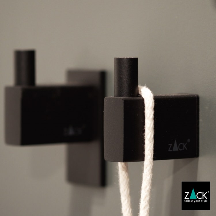 ZACK 40580 LINEA ドイツZACK社製モダンデザインのタオルフック マットブラック 壁付けタイプ DIY [在庫有り]