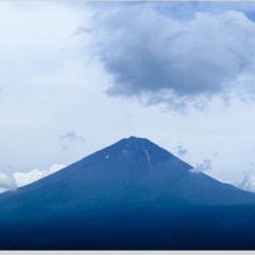 IGREBOW 写真の正方形トリミング（作品全体・額装は後続画像）