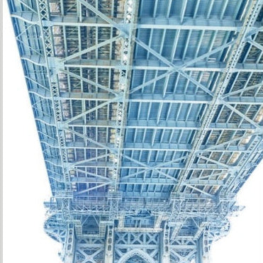 IGREBOW 写真の正方形トリミング（作品全体・額装は後続画像）