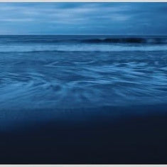 IGREBOW 写真の正方形トリミング（作品全体・額装は後続画像）