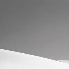 IGREBOW 写真の正方形トリミング（作品全体・額装は後続画像）