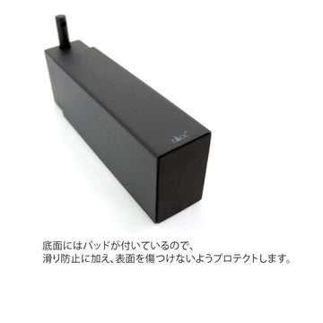 ZACK 40406：黒いリキッドディスペンサー：横に倒した本体の底面